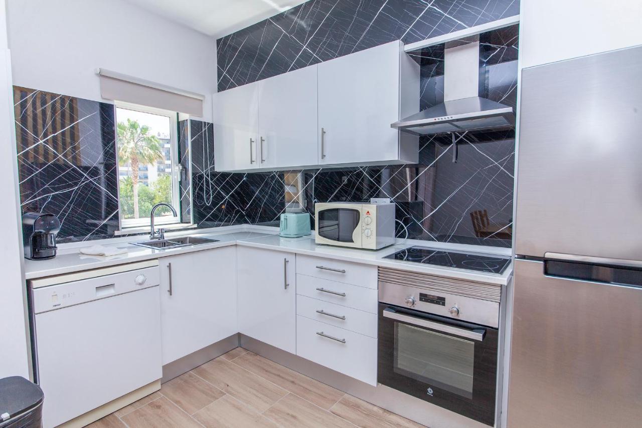 A50 - Castelos Apartment In Portimão Exteriör bild